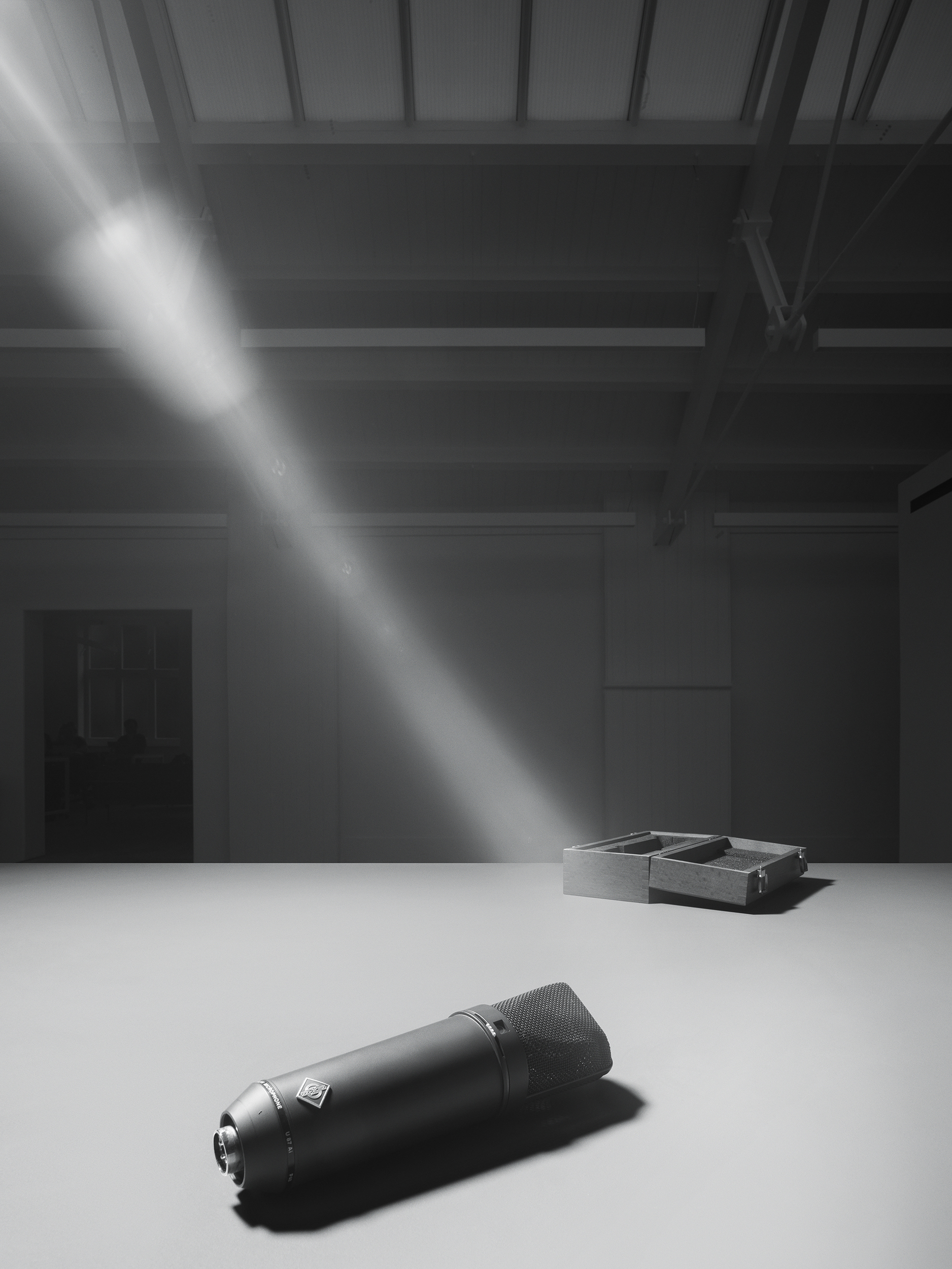 Port Magazine Young Space Shot2 Microphone v2 RGB